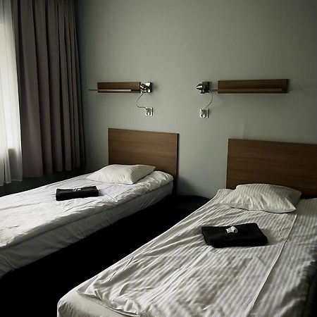 Hostel Azymut Września المظهر الخارجي الصورة
