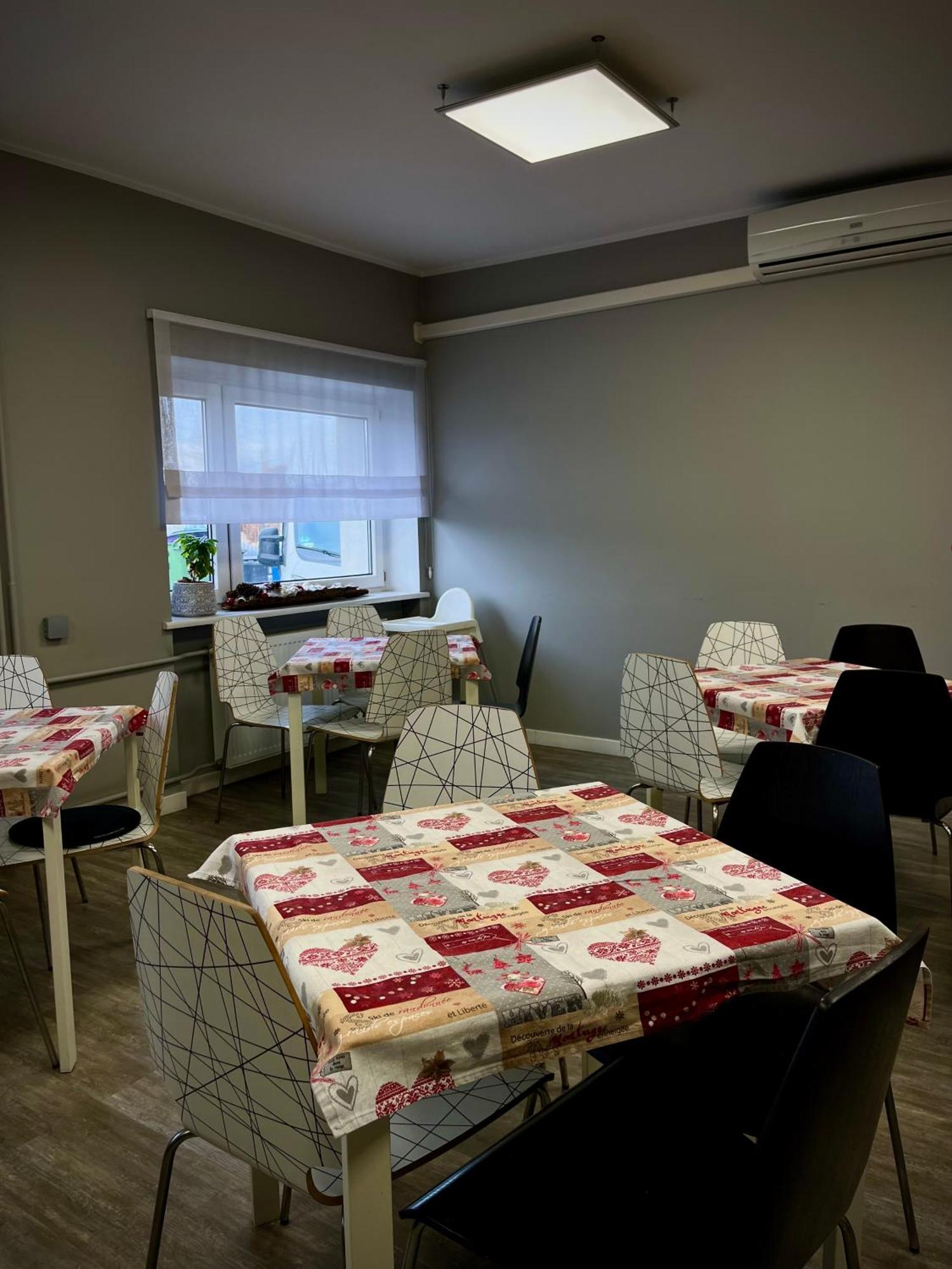 Hostel Azymut Września المظهر الخارجي الصورة